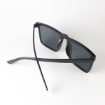 Classic Rectangle Vintage Black Sun Glasses - Image 4
